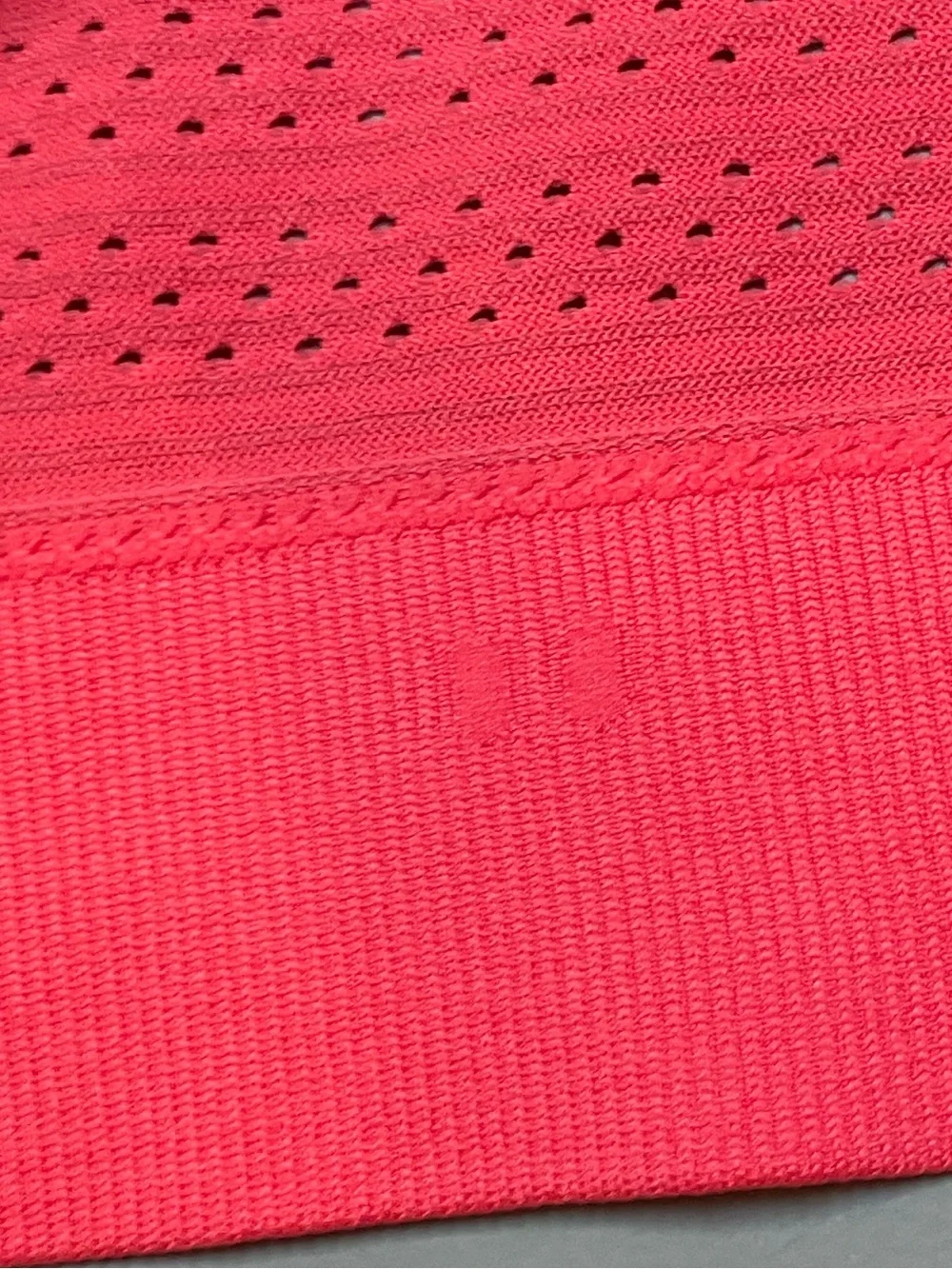 Lululemon Breeze by muscle Tank size 6 Women's Sleeveless Top Pink